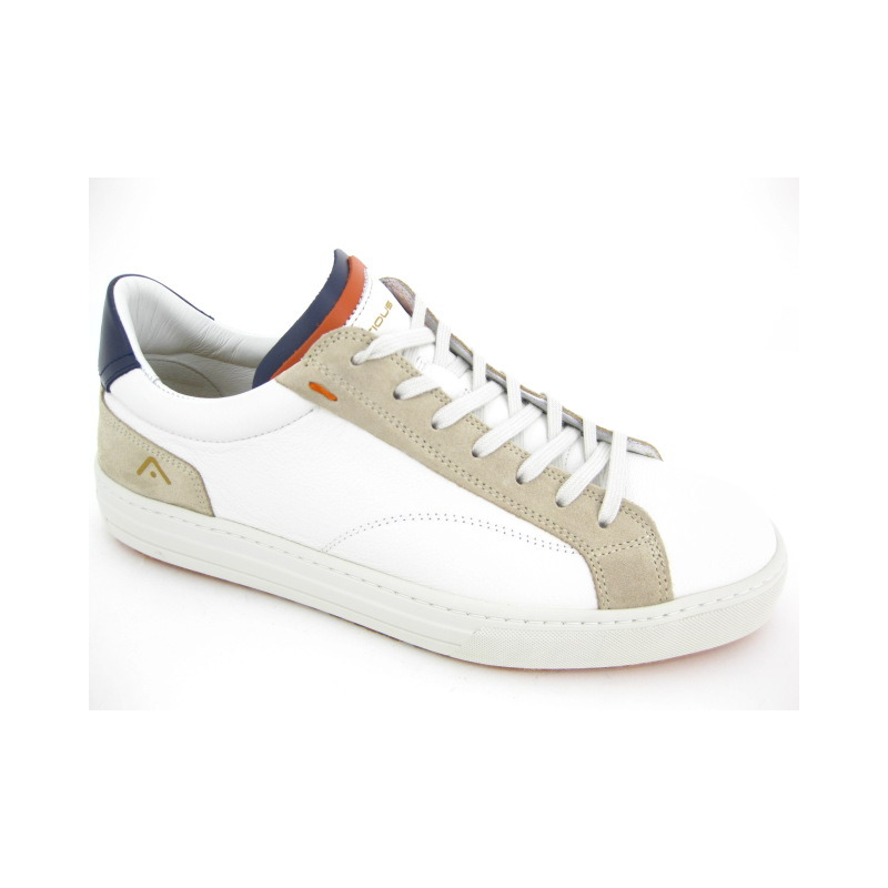 Ambitious Sneaker Wit
