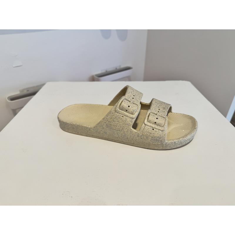 Freedom Moses Muiltje Beige